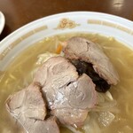 呑みめしや いっぷく - 肩ロースチャーシュー1枚サービスで頂きました