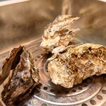 玉河 三鷹店 - 牡蠣のカンカン焼