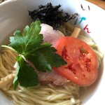 ラーメン イッケン - トマトが涼やか！