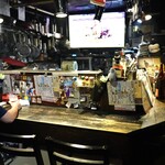 音楽酒場 焼鳥誠太 - 店内