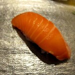 菊すし - サーモン