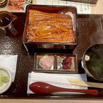 鰻の成瀬 神保町店 - うな重（松）