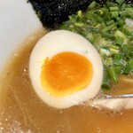 らーめん 鞍 - 半熟卵