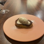 代官山鉄板ゆうり - アーモンドアイスのフレンチトースト