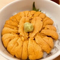 函館うに むらかみ 日本生命札幌ビル店 - 三段に重なる　ウニウニウニ　80g