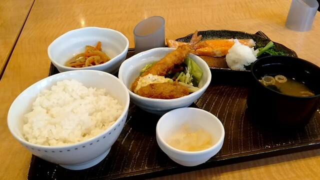 Gusto Narafuji No Kidai Ten