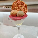 パフェ、珈琲、酒、佐藤 - 