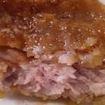 和食 桐のや - SPFヒレカツ断面（食べ掛け御免）しっとり