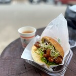 ピーターパン - 香味ネギチキンバーガー　サービスコーヒー