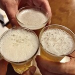 川庄 - 瓶ビールをグラスでカンパーイ♪