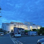 奈良 - 奈良交通バス『宮跡庭園・ミ・ナーラ前』で降りると便利です！