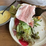 Le Bistrot des Copains - 自家製ハムのフォークアップ