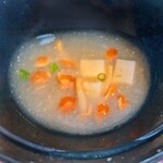 三峯神社興雲閣 - 具タップリのなめこ汁