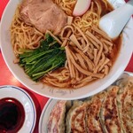 中華料理 幸楽 - ラーメン520円＋餃子490円