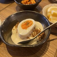 炭火焼肉ホルモン うしごろ 中目黒店 - クリームチーズポテトサラダ