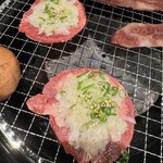 焼肉 充 - 