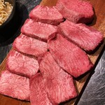 たまには焼肉マルヒ - 