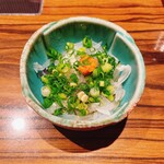 玄品 法善寺 総本店 ふぐ・うなぎ・かに料理 - ふぐ皮のゆびき