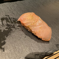 築地青空三代目 大名古屋ビルヂング店 - 真鯛昆布〆