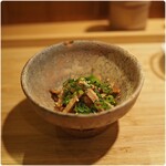 根津 焼鳥 照隅 - ふくらはぎの皮の土佐醤油煮込み