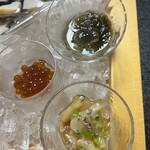 美国観光ハウス - イクラ、もずくのジュレ、ホタテとつぶ貝の柚子胡椒風味