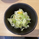 スシノミヤ - お通し。コールスロー。