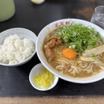 支那そば 王王軒 本店 - 