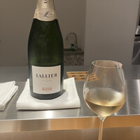 アルゴリズム - ワインペアリング1種目　シャーパーニュ　LALLIER  BRUT R.O19