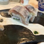 すし処司 - 〆鯵の巻物