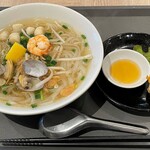 リヴゴーシュ - シーフードフォーＡセット（1320円）