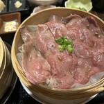 炭火焼肉 華炎 - 