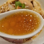 麦と麺助 - スープ