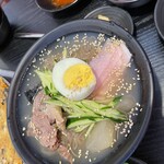 ホンスチュクミ 新宿歌舞伎町店 - 