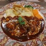 ヴァン・ロゼ - ポークピカタ　赤ワインの香り高いデミグラスソース