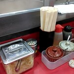 ラーメン 杉田家 - 卓上味変調味料１