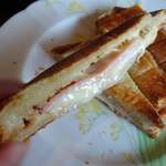 フレンチ ヴォーグ - とろ～りチーズとハムのクロックムッシュ