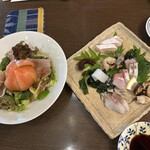 にしむら - サラダに刺身盛り…量が少ないっ