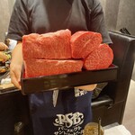 広尾 大衆焼肉 暴飲暴食 - 