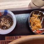 鶏だしおでん時々 set menu meal 雷田 - もずく酢と切り干し大根