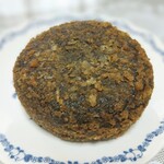 リトルマーメイド - 料理写真:スパイシー黒カレーパン240円(税抜)