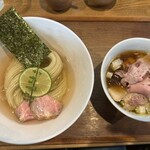 ヨコクラストアハウス - 味玉昆布水つけ麺　ちょい肉増し（並）　　　1320円