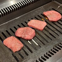 神戸焼肉 金虎 - 