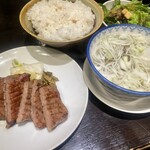たんや善治郎 仙台駅前本店 - 牛たん定食4枚　2500円