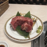 馬車道 de 焼肉 DOURAKU CORRIDA 北仲ブリック＆ホワイト店 - 