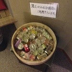 旅亭半水廬 - 風呂上がりに色んなドリンクが用意されてます。