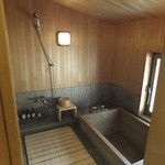 旅亭半水廬 - 2階 浴室ひのき風呂（沸かし湯）