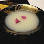 旅亭半水廬 - 食前酒：特製白酒