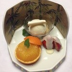 旅亭半水廬 - 果物：雲仙紅香・島原苺・焼き林檎