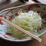 徳山鮓 - 熊鍋にはたっぷりのネギをいれます