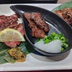 熟成牛タン・とろろ タン次郎 イオンモール徳島店 - 